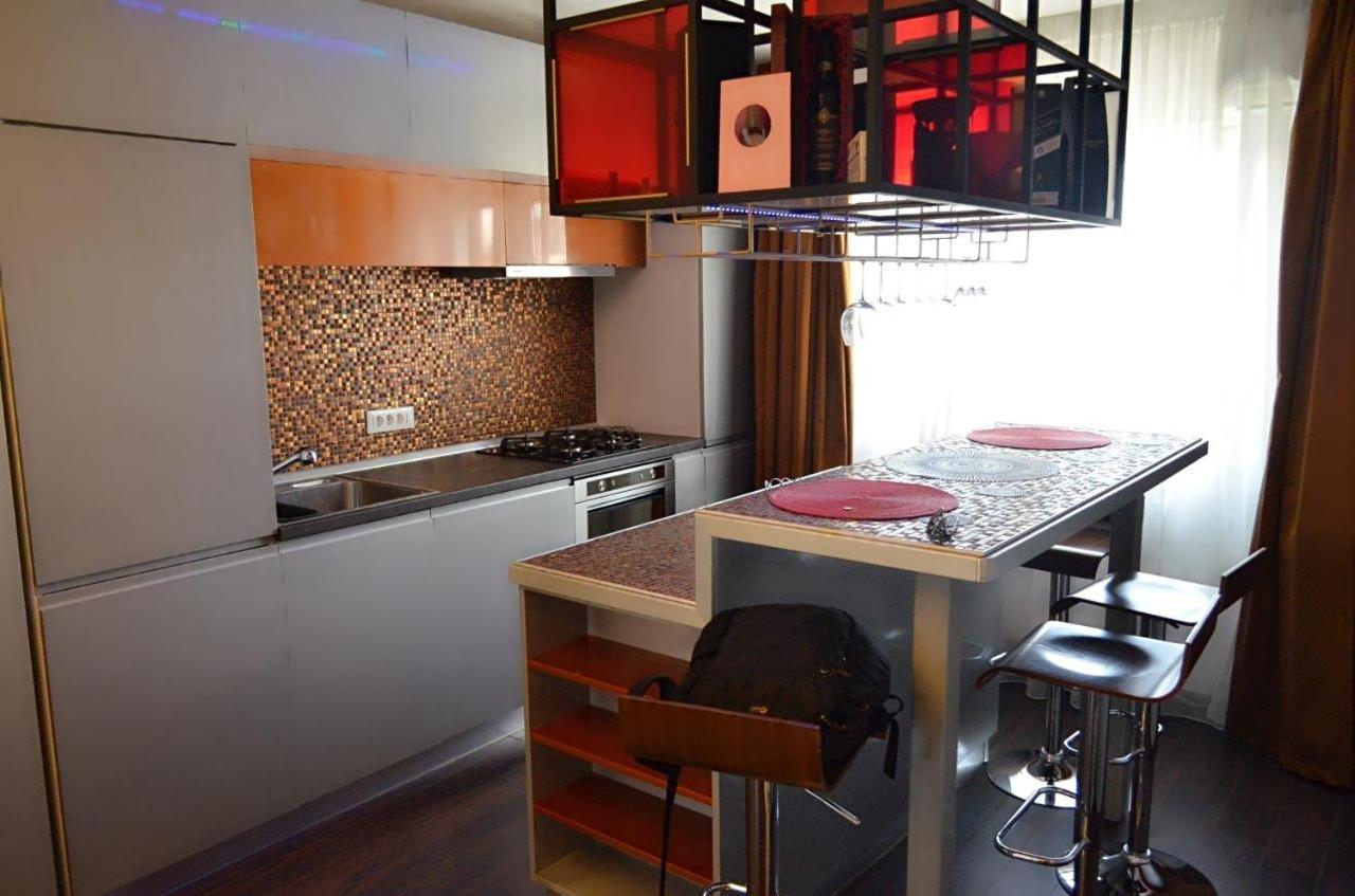 Ferienwohnung Apartament Confort Panu Bukarest Exterior foto
